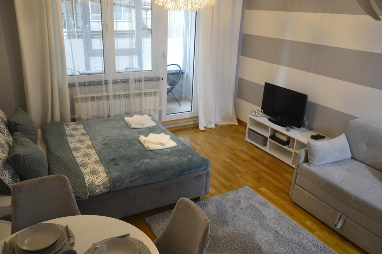 노비사드 Teodora Lux Apartman Free Privat Parking 아파트 외부 사진