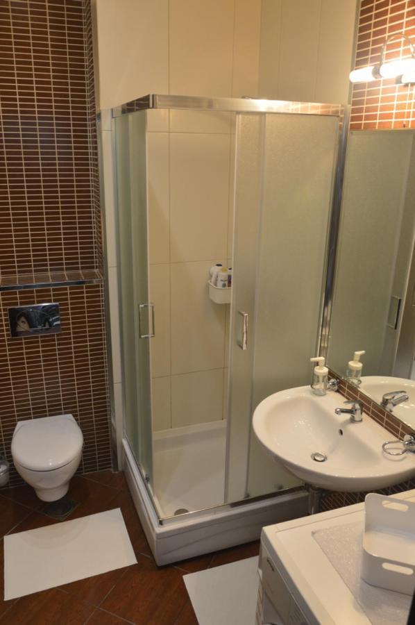 노비사드 Teodora Lux Apartman Free Privat Parking 아파트 외부 사진