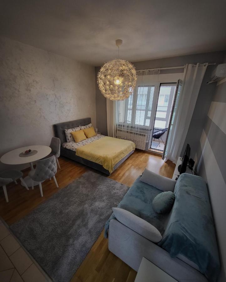 노비사드 Teodora Lux Apartman Free Privat Parking 아파트 외부 사진
